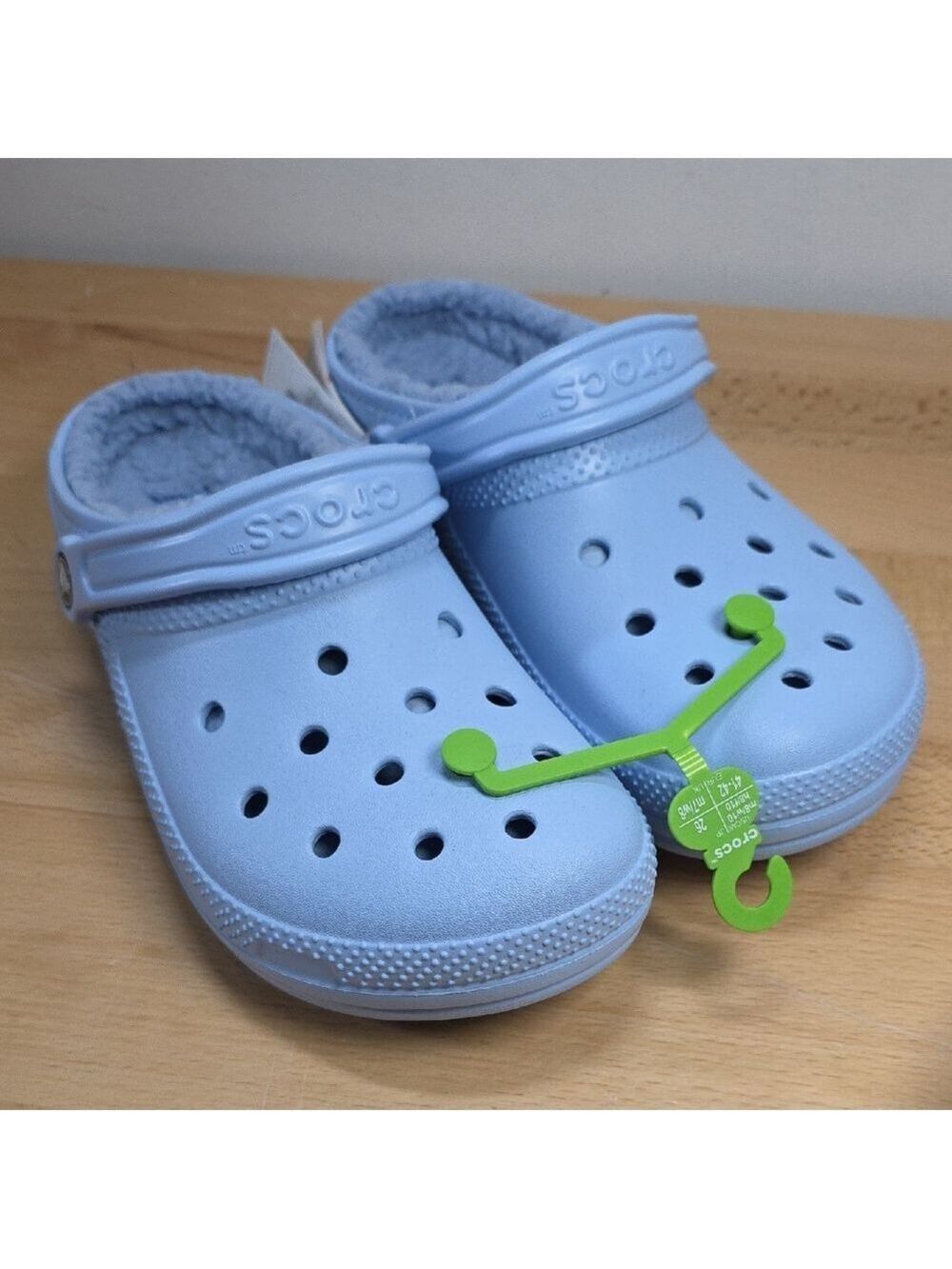 CROCS Light Blue Slippers With Liner 10W 8M